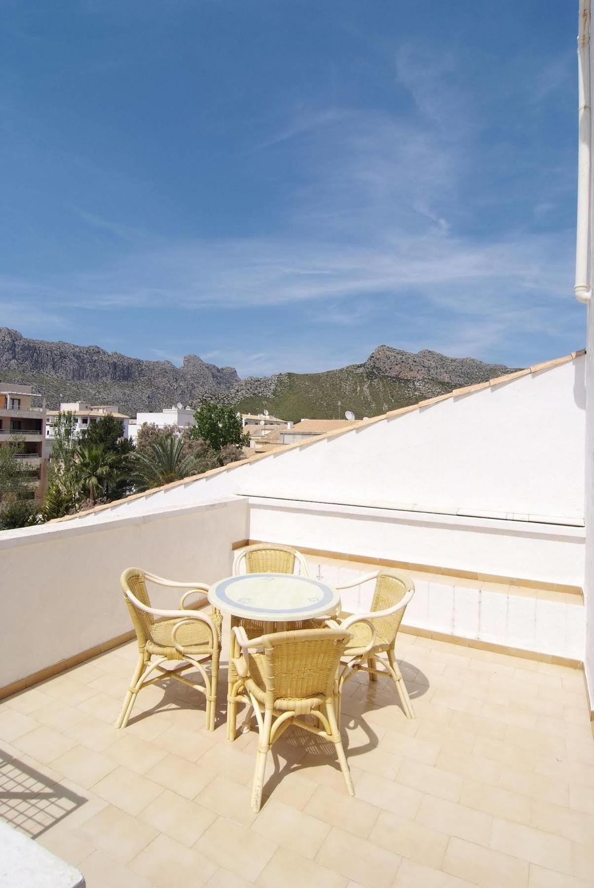 Hoposa Daina Apartamentos Port de Pollença Exteriör bild